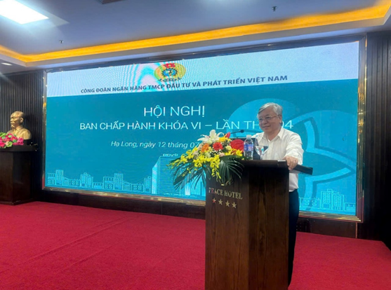 Tiếp tục phát huy vai trò lãnh đạo của Đảng trong đổi mới tổ chức và hoạt động Công đoàn BIDV góp phần thực hiện thành công chiến lược phát triển kinh doanh của BIDV